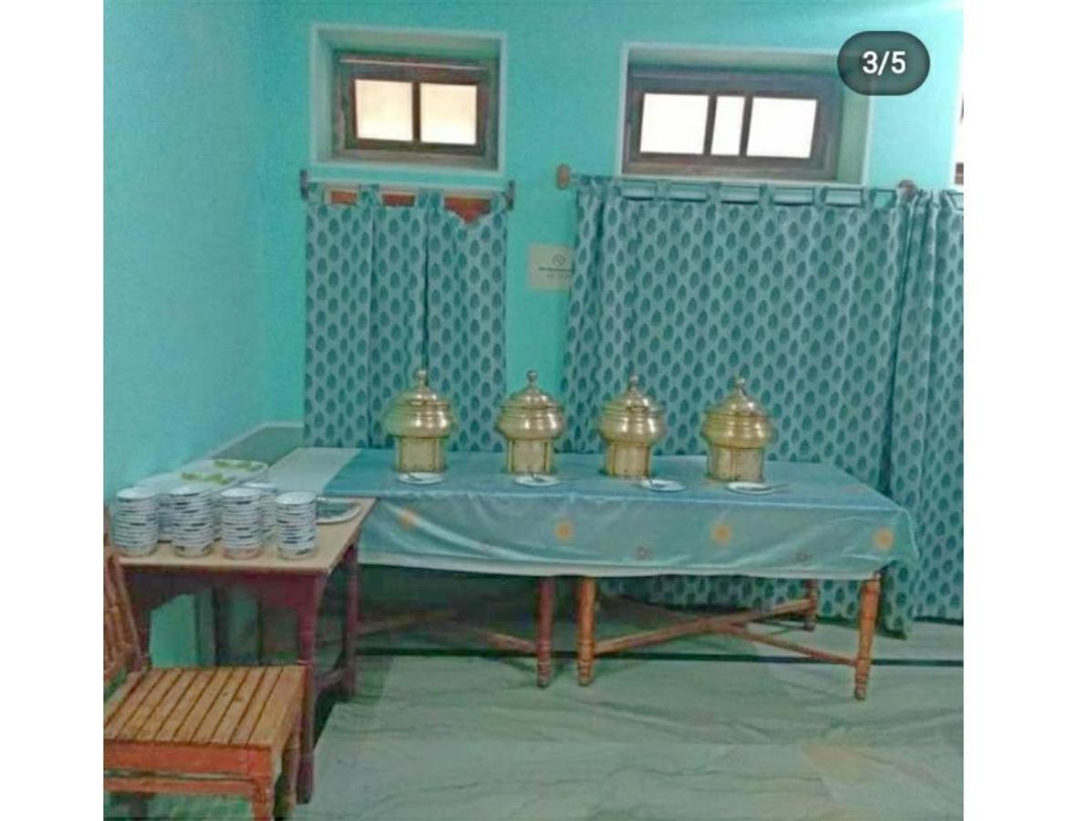 Singhasan Haveli, Mandawa Apartman Kültér fotó