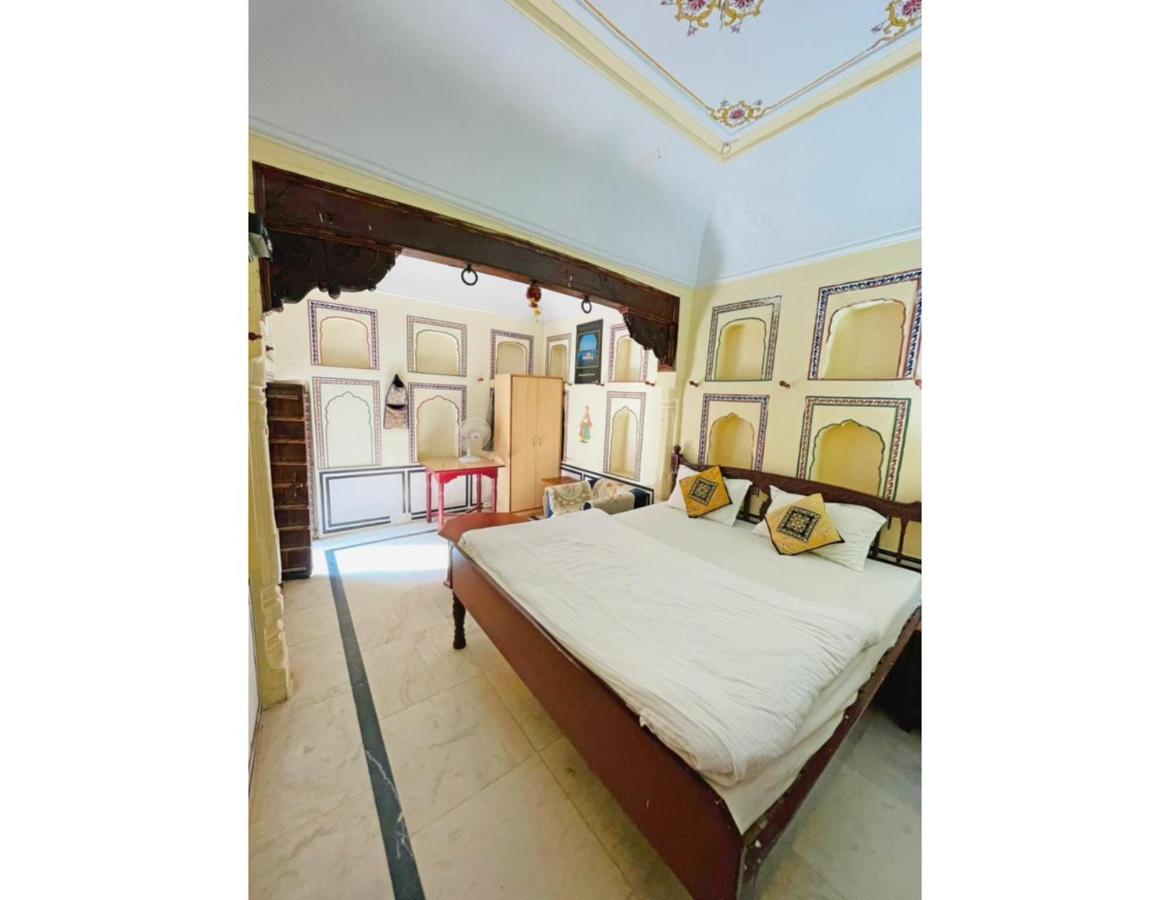 Singhasan Haveli, Mandawa Apartman Kültér fotó