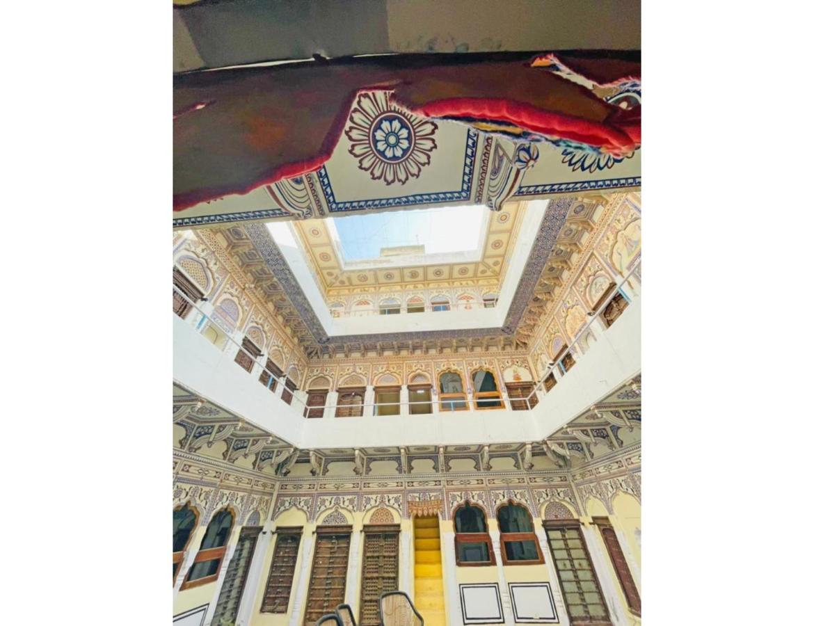 Singhasan Haveli, Mandawa Apartman Kültér fotó